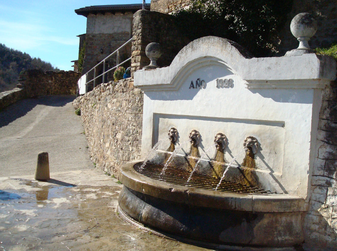 Foto fuente de Rasal